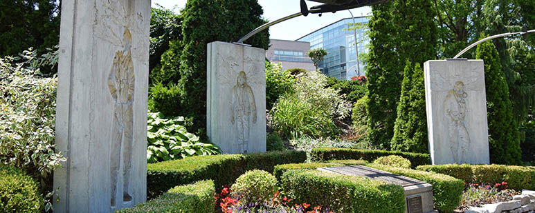 Royal Canadian Air Force Memorial - Dieppe Gardens