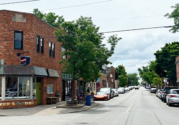 Storefronts on Drouillard Road