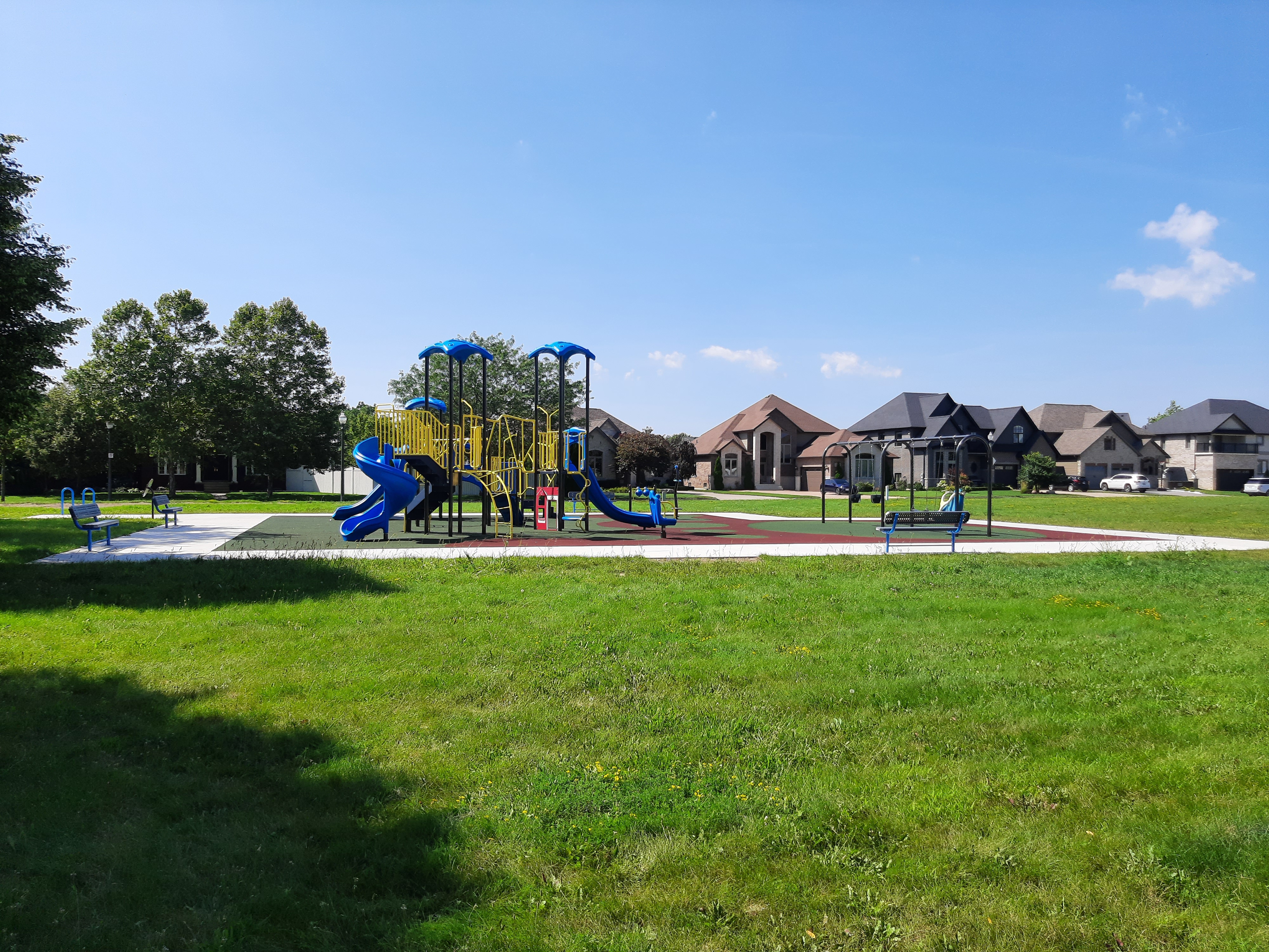 Kominar Park Playground